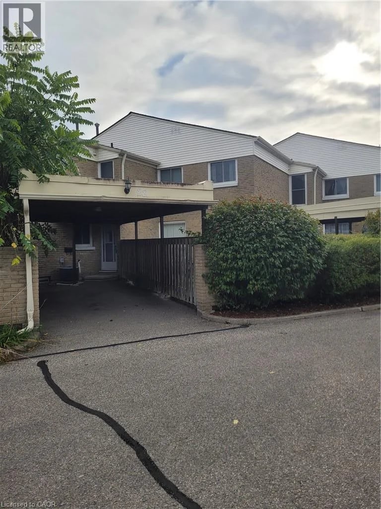 #28 415 MORGAN Avenue, Kitchener, Ontario, N2A2V6, Kitchener, Ontario — photo 1 of 5