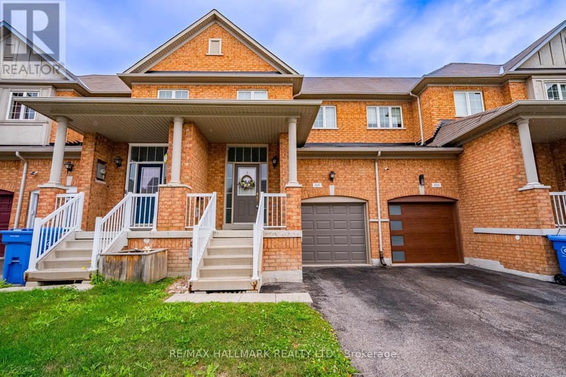 206 Lageer Drive, Whitchurch-Stouffville (Stouffville), Ontario, L4A0X1, Whitchurch-Stouffville (Stouffville), Ontario — photo 1 of 5