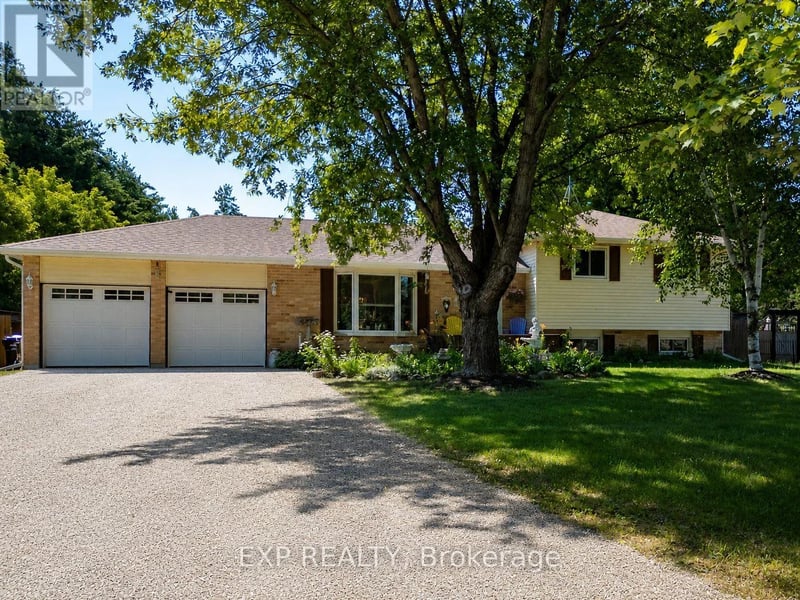 8245 Main Street, Adjala-Tosorontio (Lisle), Ontario, L0M1M0, Adjala-Tosorontio (Lisle), Ontario — photo 1 of 5