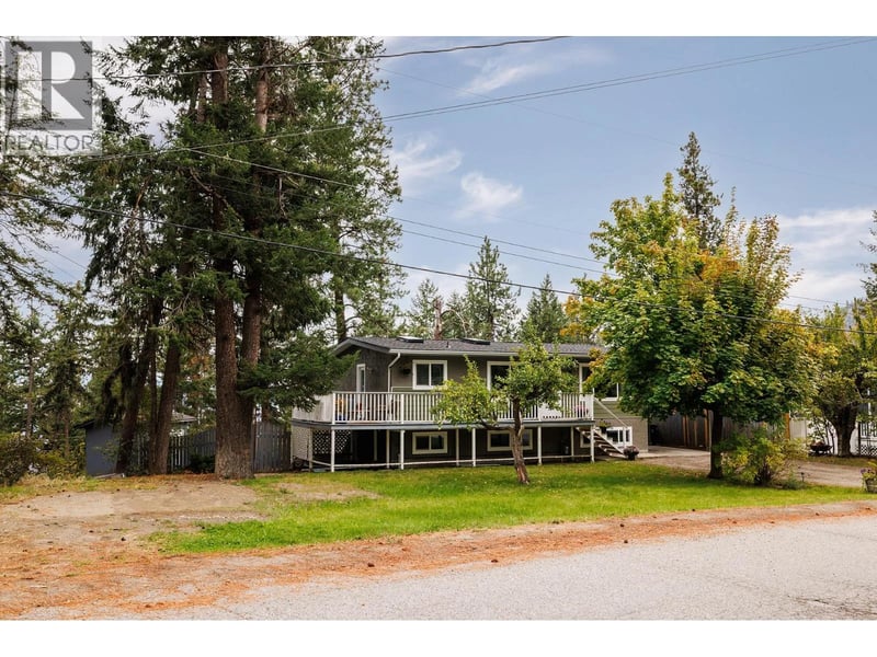 5215 PINERIDGE Road, Peachland, British Columbia, V0H1X8, Peachland, British Columbia — photo 1 of 5