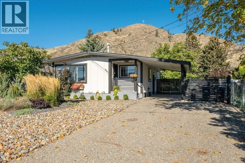 886 FAIRVIEW Road, Oliver, British Columbia, V0H1T6, Oliver, British Columbia — photo 1 of 5