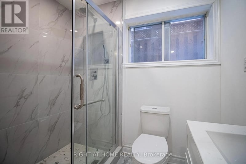 12 Josie Drive, Richmond Hill (North Richvale), Ontario, L4C7G1, Richmond Hill (North Richvale), Ontario — photo 1 of 5