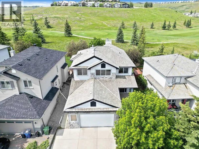 31 Gleneagles Terrace, Cochrane, Alberta, T4C1W4, Cochrane, Alberta — photo 1 of 5