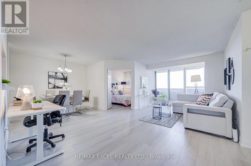 #906 30 Thunder Grove, Toronto (Agincourt North), Ontario, M1V4A3, Toronto (Agincourt North), Ontario — photo 1 of 5