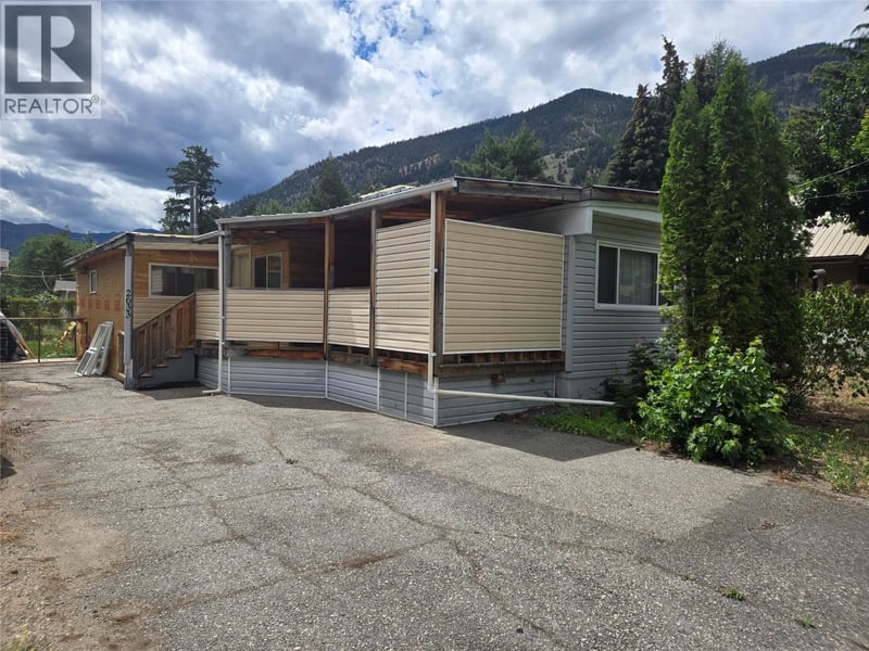 2633 5th Street, Olalla, British Columbia, V0X1N6, Olalla, British Columbia — photo 1 of 5