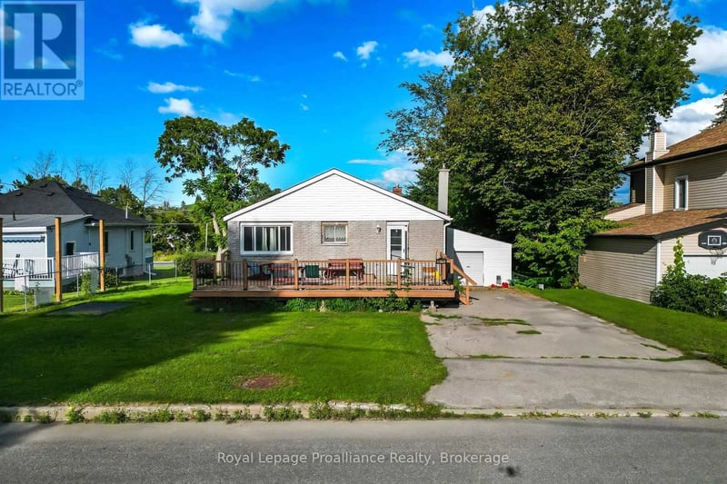 10 Wooler Road, Quinte West (Trenton Ward), Ontario, K8V4J5, Quinte West (Trenton Ward), Ontario — photo 1 of 5