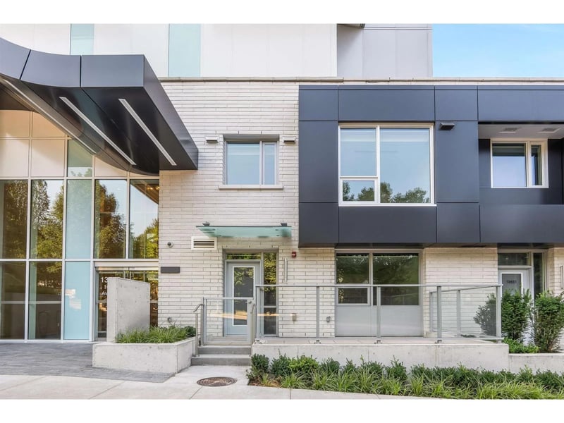 #TH4 13778 100 Avenue, Surrey, British Columbia, V3T0V2, Surrey, British Columbia — photo 1 of 5