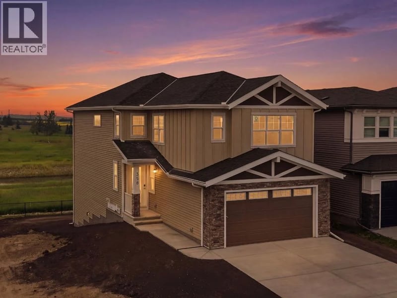358 Kinniburgh Loop, Chestermere, Alberta, T1X3C4, Chestermere, Alberta — photo 1 of 5