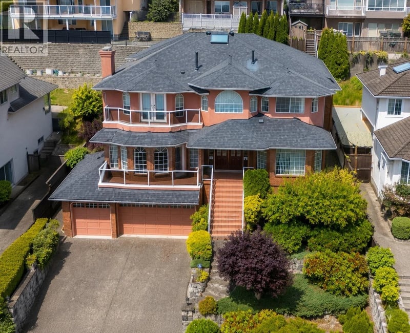 2248 SICAMOUS Avenue, Coquitlam, British Columbia, V3K6R9, Coquitlam, British Columbia — photo 1 of 5