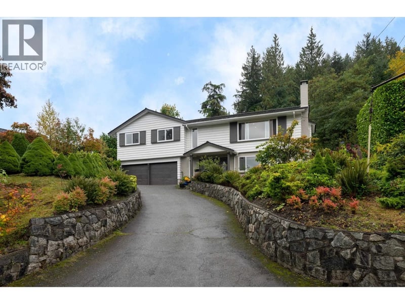 850 JEFFERSON Avenue, West Vancouver, British Columbia, V7T2A4, West Vancouver, British Columbia — photo 1 of 5
