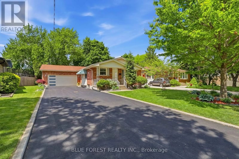 11 Hillsborough Road, London South (South O), Ontario, N6J2E7, London South (South O), Ontario — photo 1 of 5
