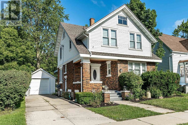 152 St Andrew Street, West Perth (Mitchell), Ontario, N0K1N0, West Perth (Mitchell), Ontario — photo 1 of 5