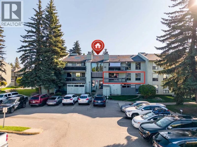 10120 Brookpark Boulevard Southwest, Calgary, Alberta, T2W3G3, Calgary, Alberta — photo 1 of 5