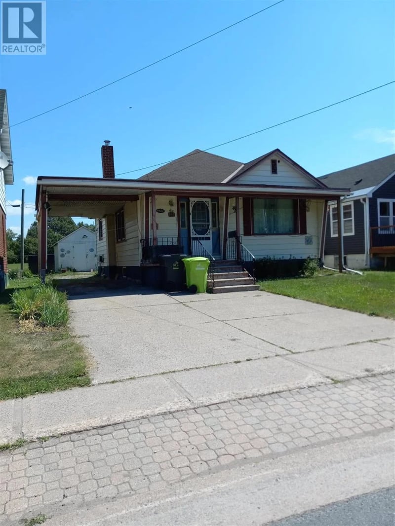 194 Wellington ST E, Sault Ste. Marie, Ontario, P6A2L5, Sault Ste. Marie, Ontario — photo 1 of 5