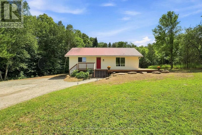 3085 Hadlington Road, Highlands East (Monmouth), Ontario, K0L2Y0, Highlands East (Monmouth), Ontario — photo 1 of 5