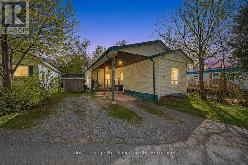 #39 63 Whites Road, Quinte West (Sidney Ward), Ontario, K8V5P5, Quinte West (Sidney Ward), Ontario — photo 1 of 5
