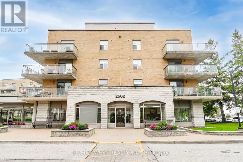 #322 2502 Rutherford Road, Vaughan (Maple), Ontario, L4K5N6, Vaughan (Maple), Ontario — photo 1 of 5