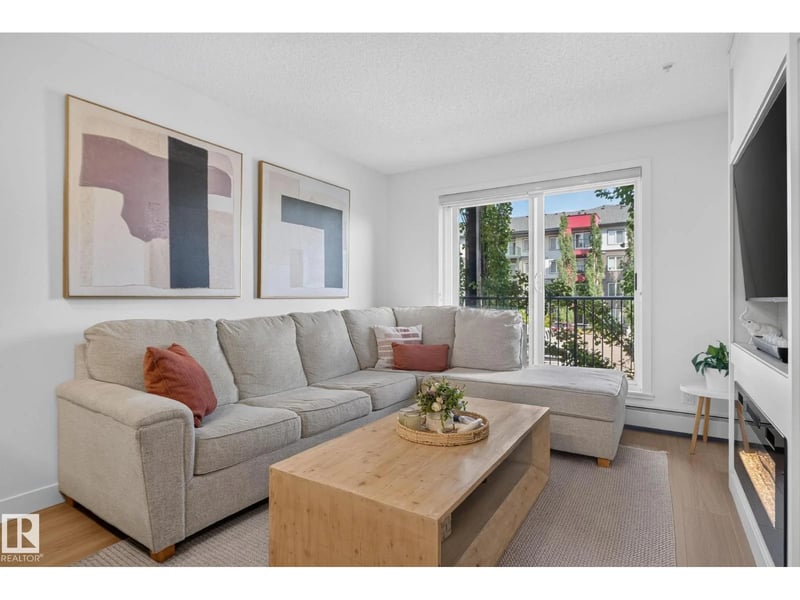 #203 5521 7 AV SW, Edmonton, Alberta, T6X2A8, Edmonton, Alberta — photo 1 of 5