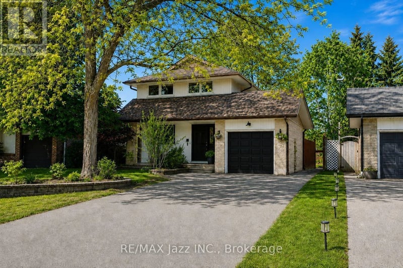 304 Annes Street, Whitby (Lynde Creek), Ontario, L1N5V6, Whitby (Lynde Creek), Ontario — photo 1 of 5