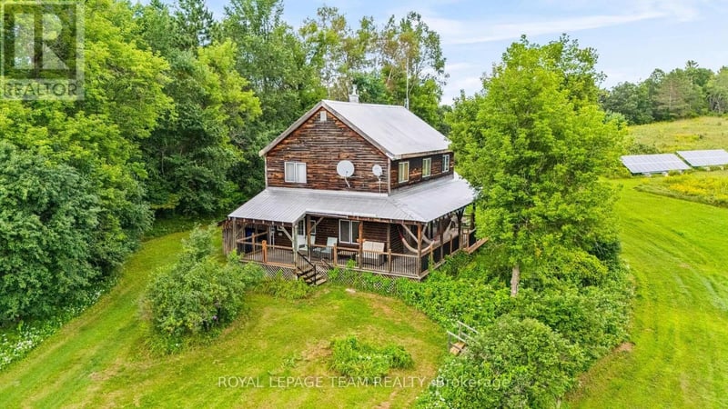 1776 Old Brooke Road, Tay Valley, Ontario, K0H2B0, Tay Valley, Ontario — photo 1 of 5