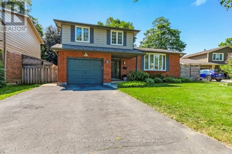 42 Portal Court, London North (North C), Ontario, N5X2E6, London North (North C), Ontario — photo 1 of 5