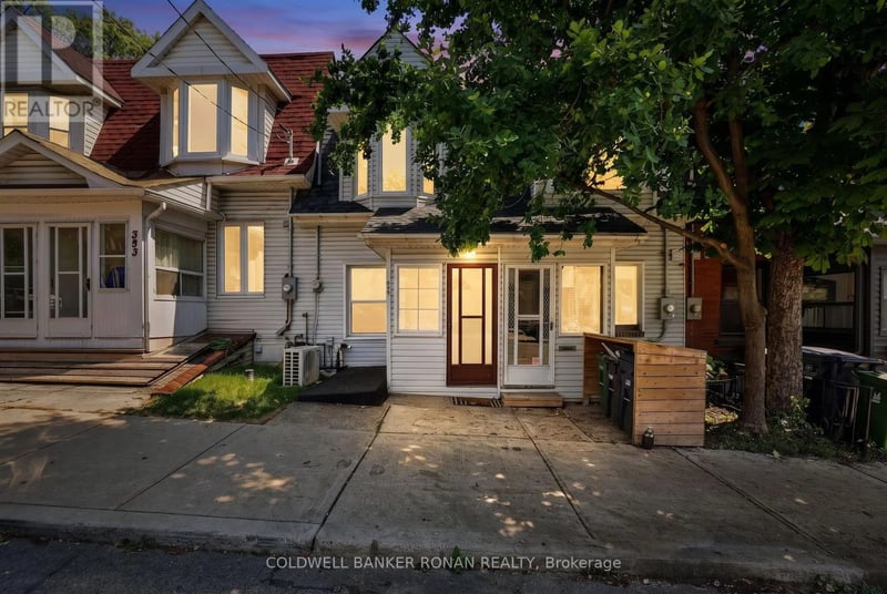 391 Jones Avenue, Toronto (Blake-Jones), Ontario, M4J3G5, Toronto (Blake-Jones), Ontario — photo 1 of 5
