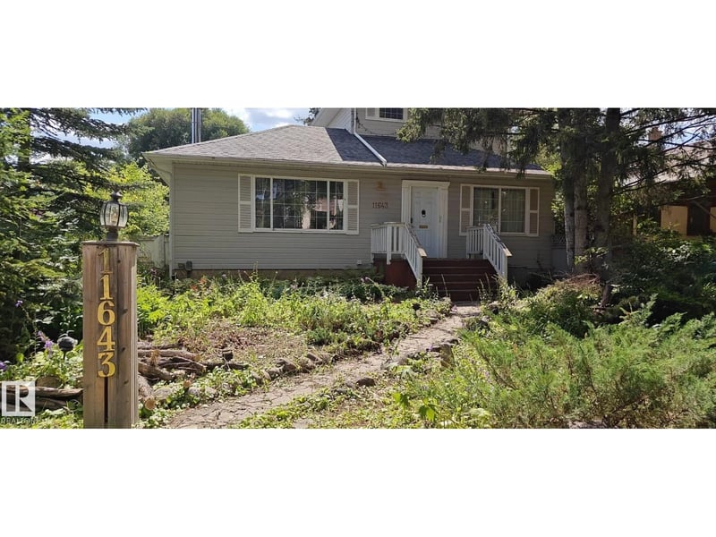 11643 76 AV NW, Edmonton, Alberta, T6G0K9, Edmonton, Alberta — photo 1 of 5