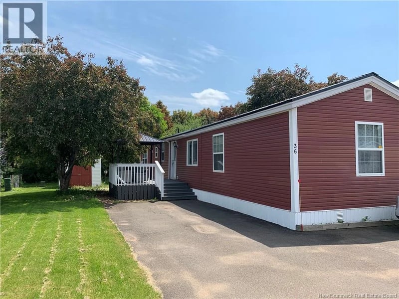36 First Street, Sussex Corner, New Brunswick, E4E5J3, Sussex Corner, New Brunswick — photo 1 of 5