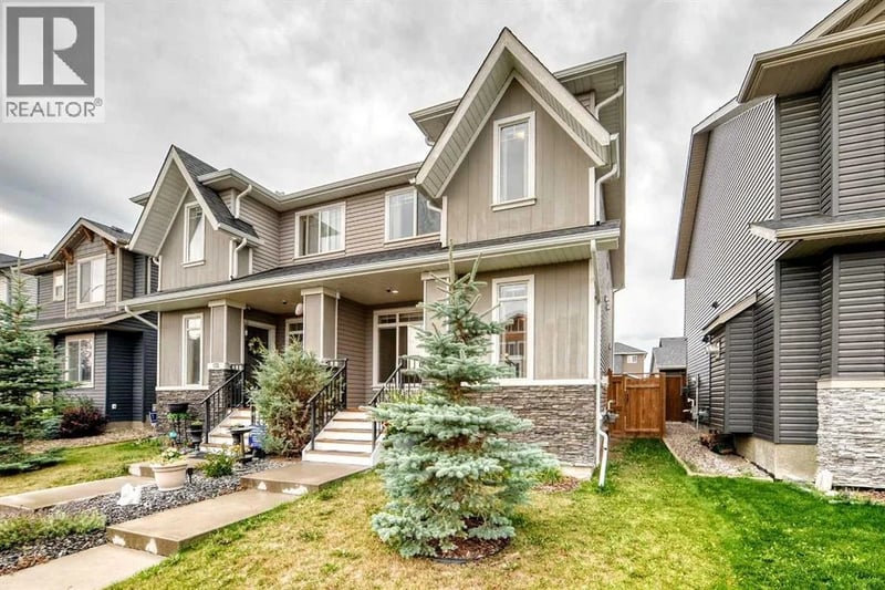 136 Willow Street, Cochrane, Alberta, T4C0X9, Cochrane, Alberta — photo 1 of 5
