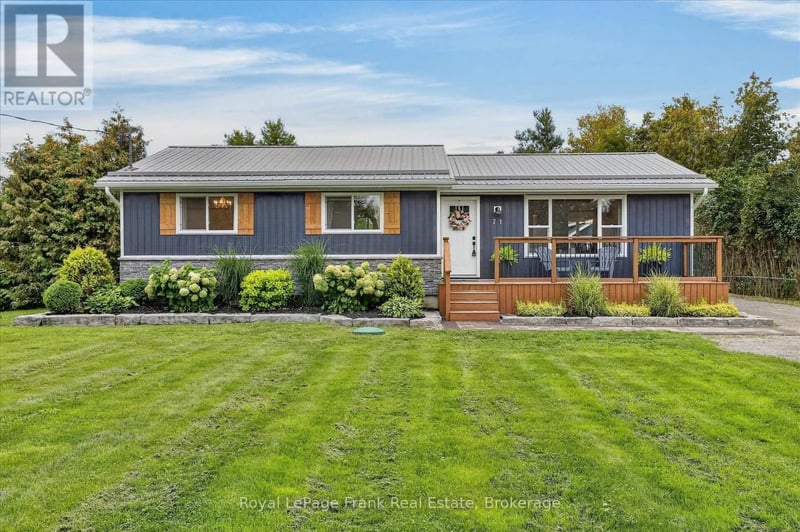 71 Queen Street South, Kawartha Lakes (Omemee), Ontario, K0L2W0, Kawartha Lakes (Omemee), Ontario — photo 1 of 5