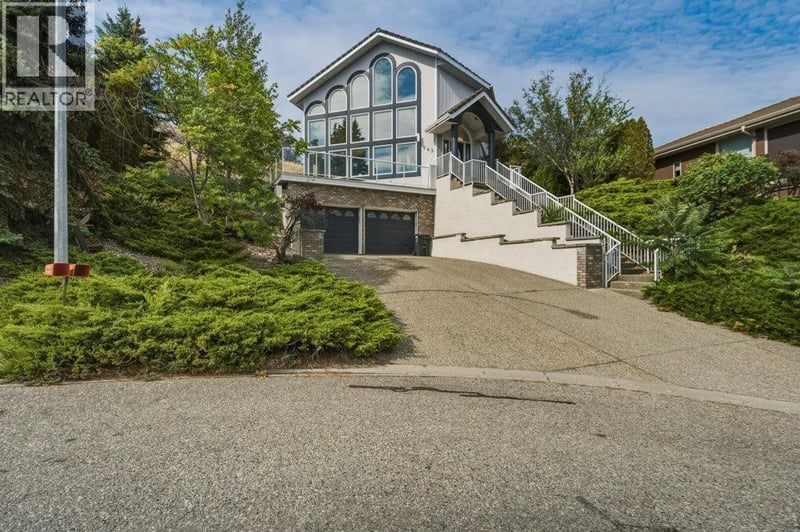 743 Mt. Thor Drive, Coldstream, British Columbia, V1B2W1, Coldstream, British Columbia — photo 1 of 5