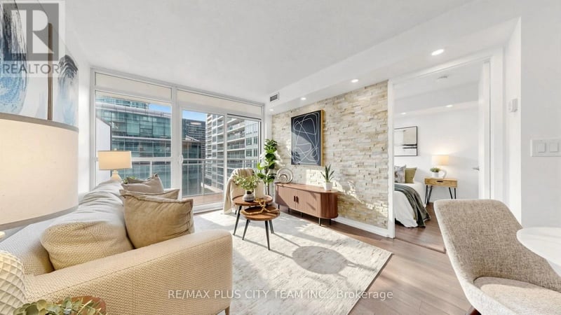 #1103 38 Dan Leckie Way, Toronto (Waterfront Communities), Ontario, M5V2V6, Toronto (Waterfront Communities), Ontario — photo 1 of 5
