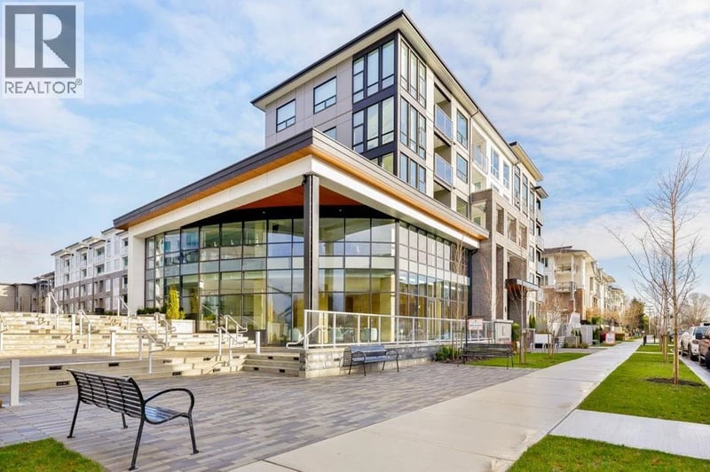 #322 9213 ODLIN Road, Richmond, British Columbia, V6X0V5, Richmond, British Columbia — photo 1 of 5