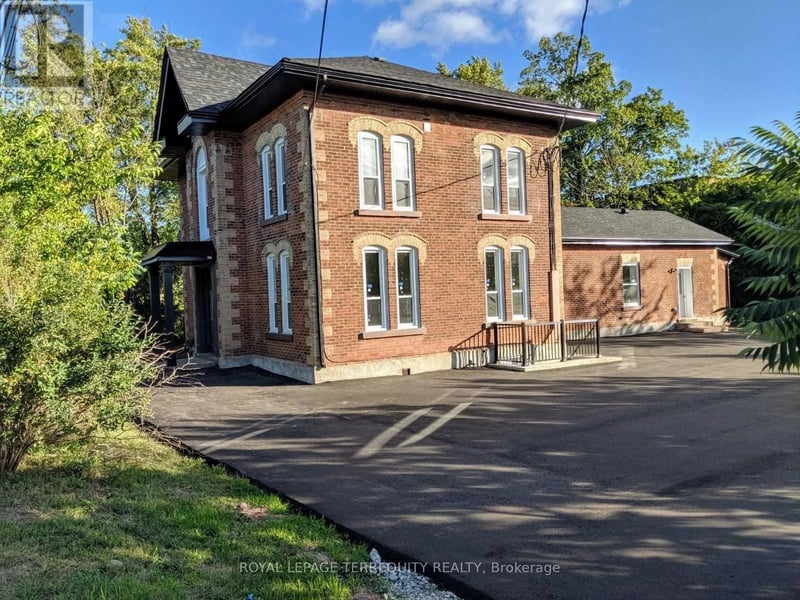 #6 44 Main Street North, Halton Hills (Georgetown), Ontario, L7J1W2, Halton Hills (Georgetown), Ontario — photo 1 of 5