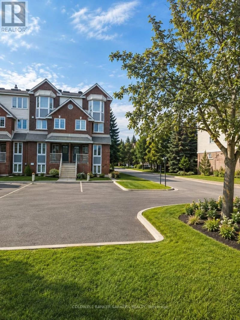 3 Briston Private, Ottawa, Ontario, K1G5P6, Ottawa, Ontario — photo 1 of 5