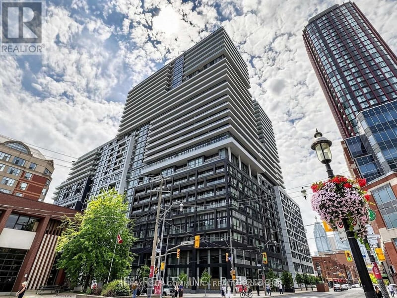 #1627 70 Princess Street, Toronto (Moss Park), Ontario, M5A0X6, Toronto (Moss Park), Ontario — photo 1 of 5