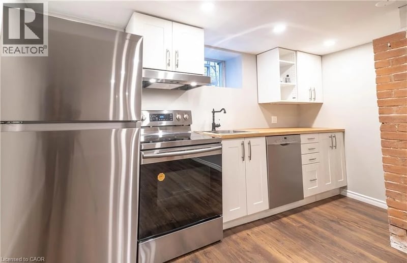 #B 50 BURRIS Street, Hamilton, Ontario, L8M2J4, Hamilton, Ontario — photo 1 of 5