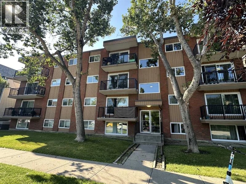 1829 11 Avenue Southwest, Calgary, Alberta, T3C0N2, Calgary, Alberta — photo 1 of 5