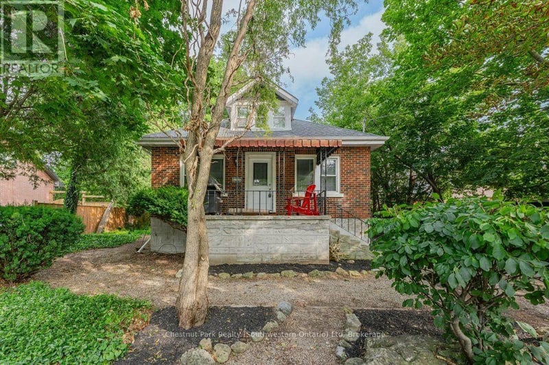 274 Water Street, Guelph (Dovercliffe Park/Old University), Ontario, N1G1B7, Guelph (Dovercliffe Park/Old University), Ontario — photo 1 of 5