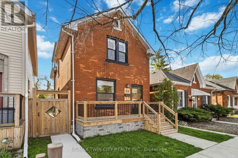 69 St Paul Avenue, Brantford, Ontario, N3T4E7, Brantford, Ontario — photo 1 of 5