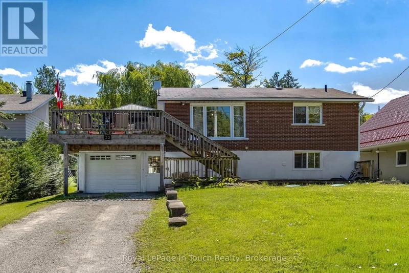 33 Grandview Road, Tay, Ontario, L0K1R0, Tay, Ontario — photo 1 of 5