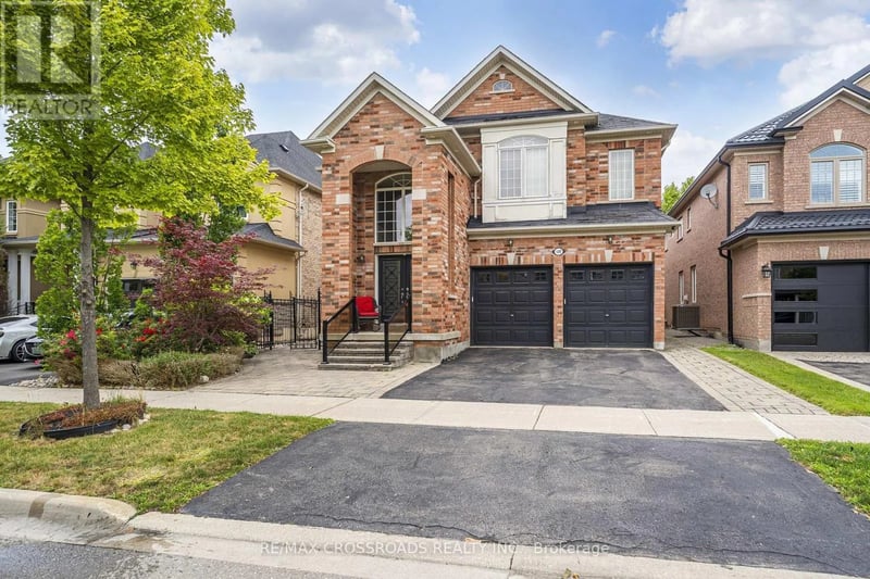 120 Golden Orchard Road, Vaughan (Patterson), Ontario, L6A0M7, Vaughan (Patterson), Ontario — photo 1 of 5