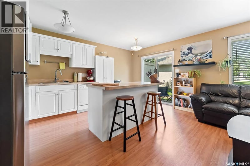 2274 Atkinson STREET, Regina, Saskatchewan, S4N7R2, Regina, Saskatchewan — photo 1 of 5
