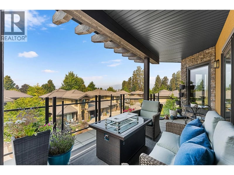 #301 580 Sarsons Road, Kelowna, British Columbia, V1W5H5, Kelowna, British Columbia — photo 1 of 5