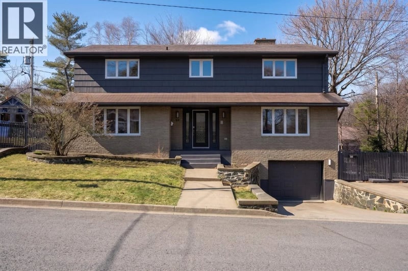24 Parmbelle Lane, Halifax, Nova Scotia, B3M1N3, Halifax, Nova Scotia — photo 1 of 5