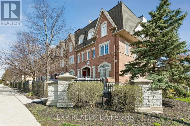 #13 3055 Elmcreek Road, Mississauga (Cooksville), Ontario, L5B4J9, Mississauga (Cooksville), Ontario — photo 1 of 5