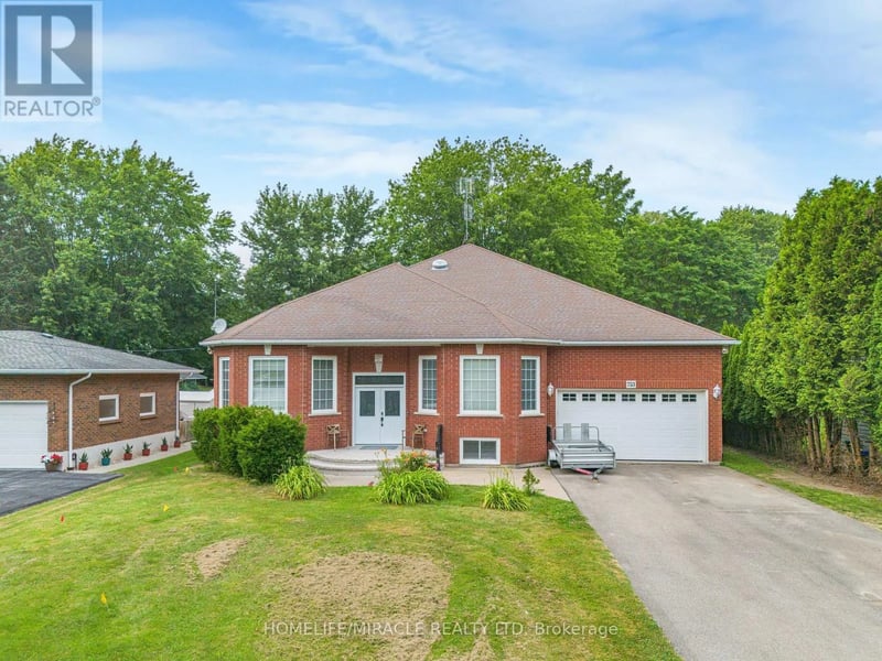 753 Welland Road, Pelham (Fenwick), Ontario, L0S1C0, Pelham (Fenwick), Ontario — photo 1 of 5