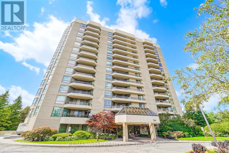 #305 700 Wilson Road North, Oshawa (Centennial), Ontario, L1G7T5, Oshawa (Centennial), Ontario — photo 1 of 5