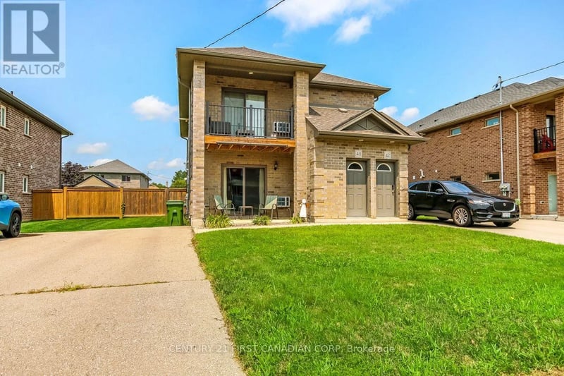 40-42 Locust Street, St. Thomas, Ontario, N5R2C1, St. Thomas, Ontario — photo 1 of 5