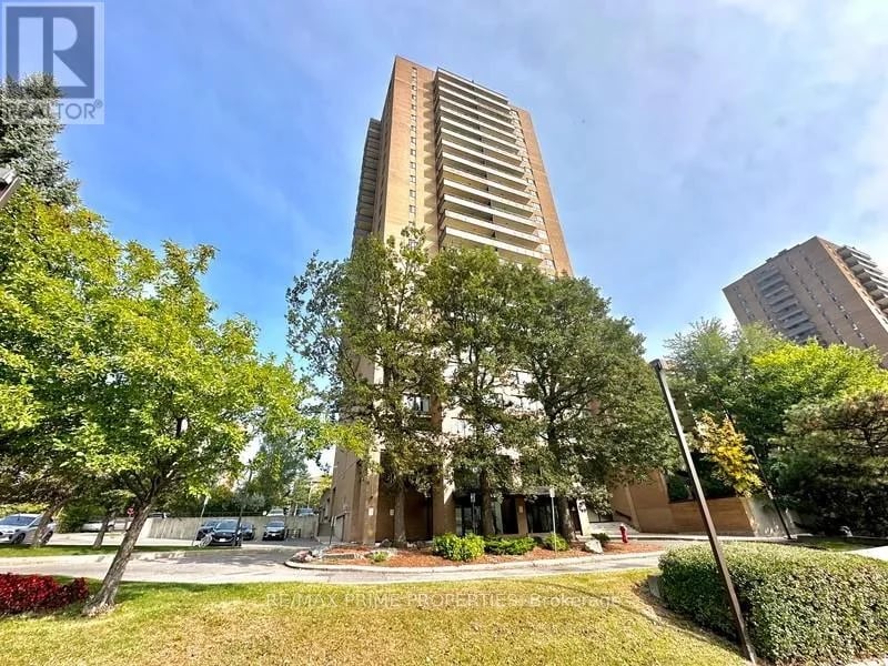 #804 505 St Laurent Boulevard, Ottawa, Ontario, K1K3X4, Ottawa, Ontario — photo 1 of 5